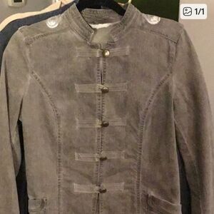 👙🍀Promod button up denim jacket with front pockets & sequined shoulder detail